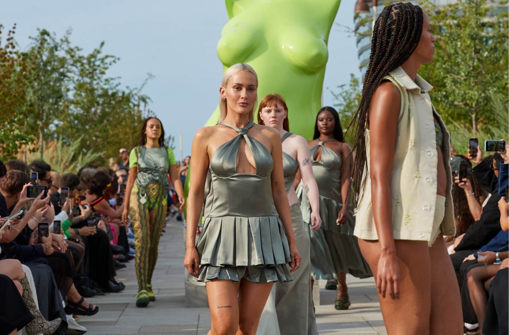 V módě o krok napřed: Osvojte si módní trendy z Copenhagen Fashion Weeku SS25 již nyní