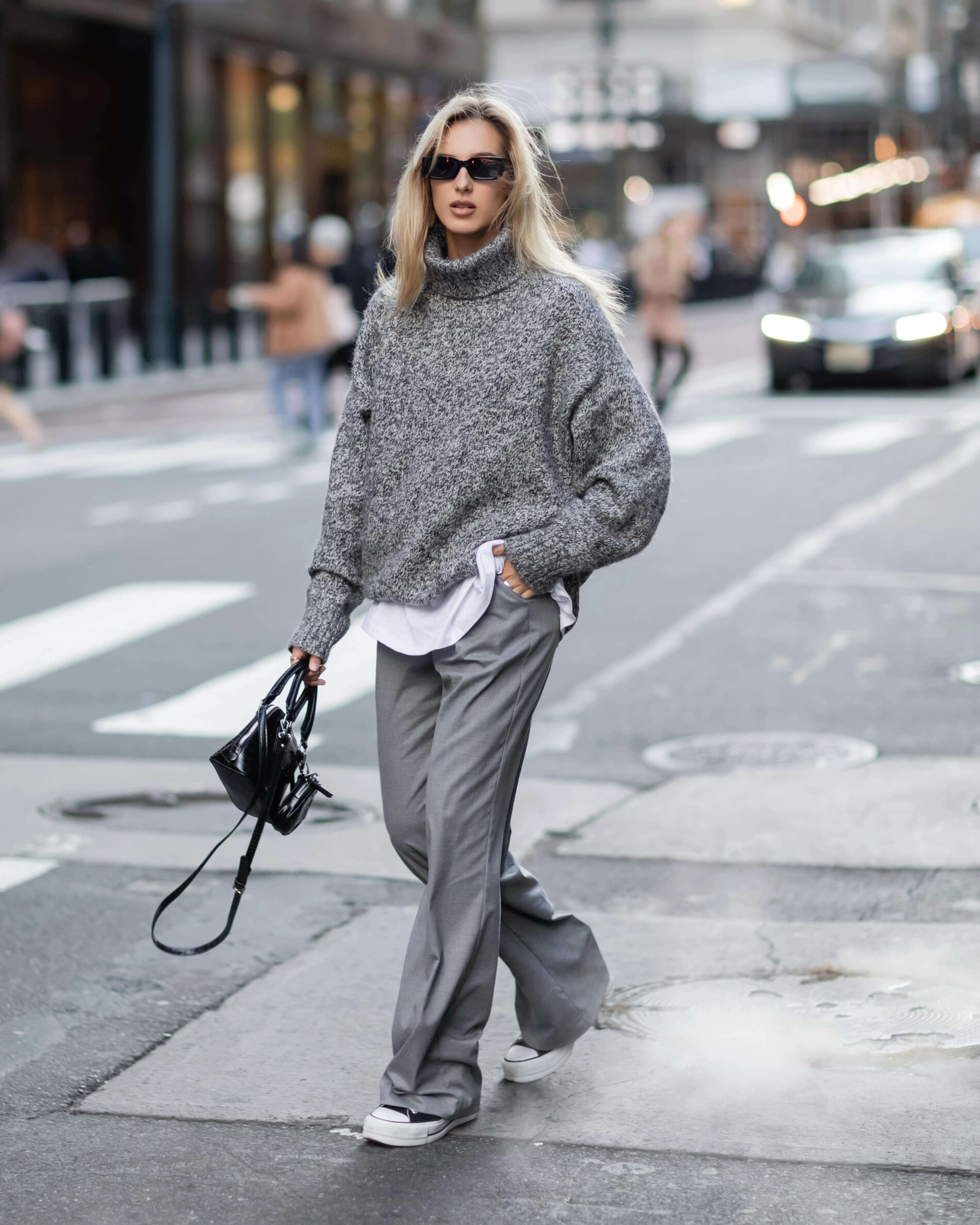 Žena v athleisure stylu