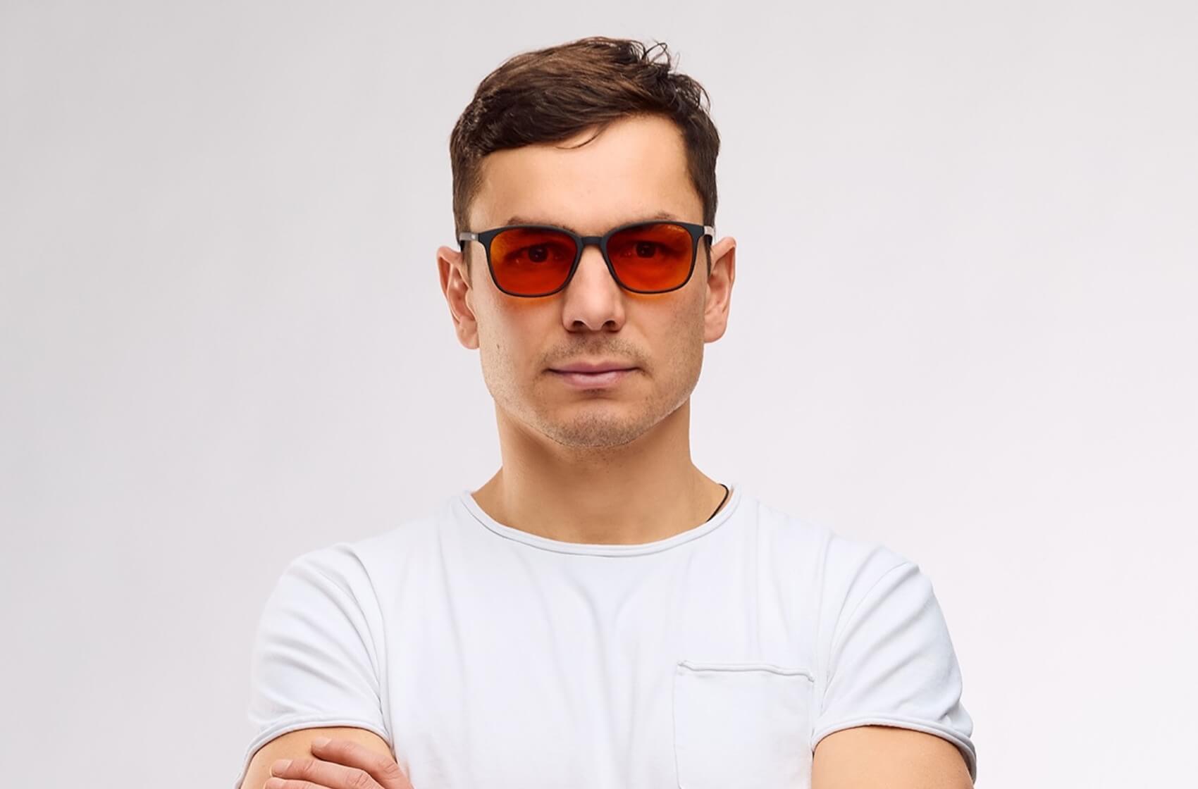 „Výsledky přicházejí, když se zaměříme na to, co můžeme eliminovat. Největší mýtus je, že biohacking jsou nějaké šílené postupy,” říká vizionář Dušan Plichta