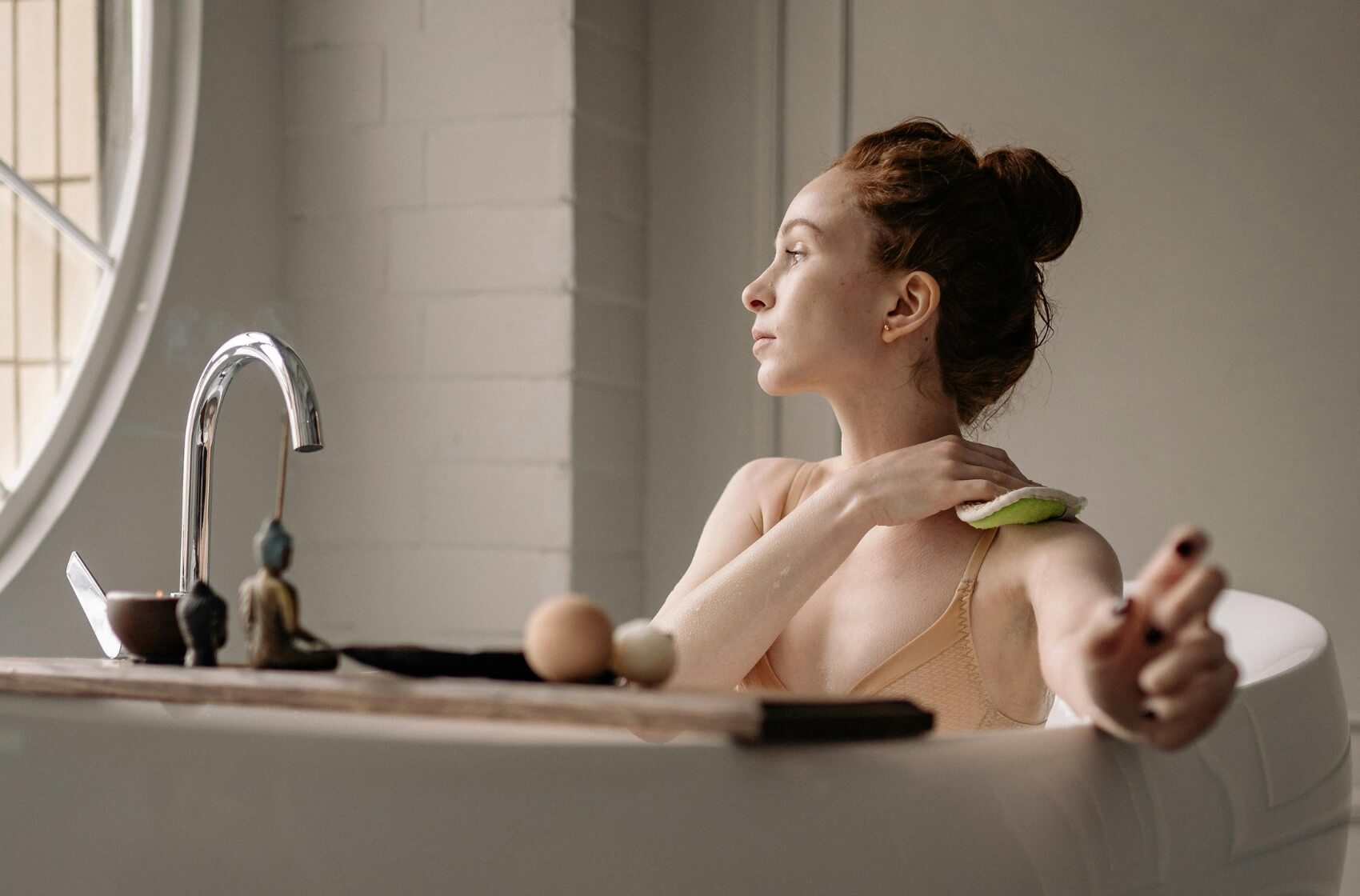 Zastavením vody a vyhozením kartáčku na zuby to teprve začíná: 12 tipů pro udržitelnější koupelnu