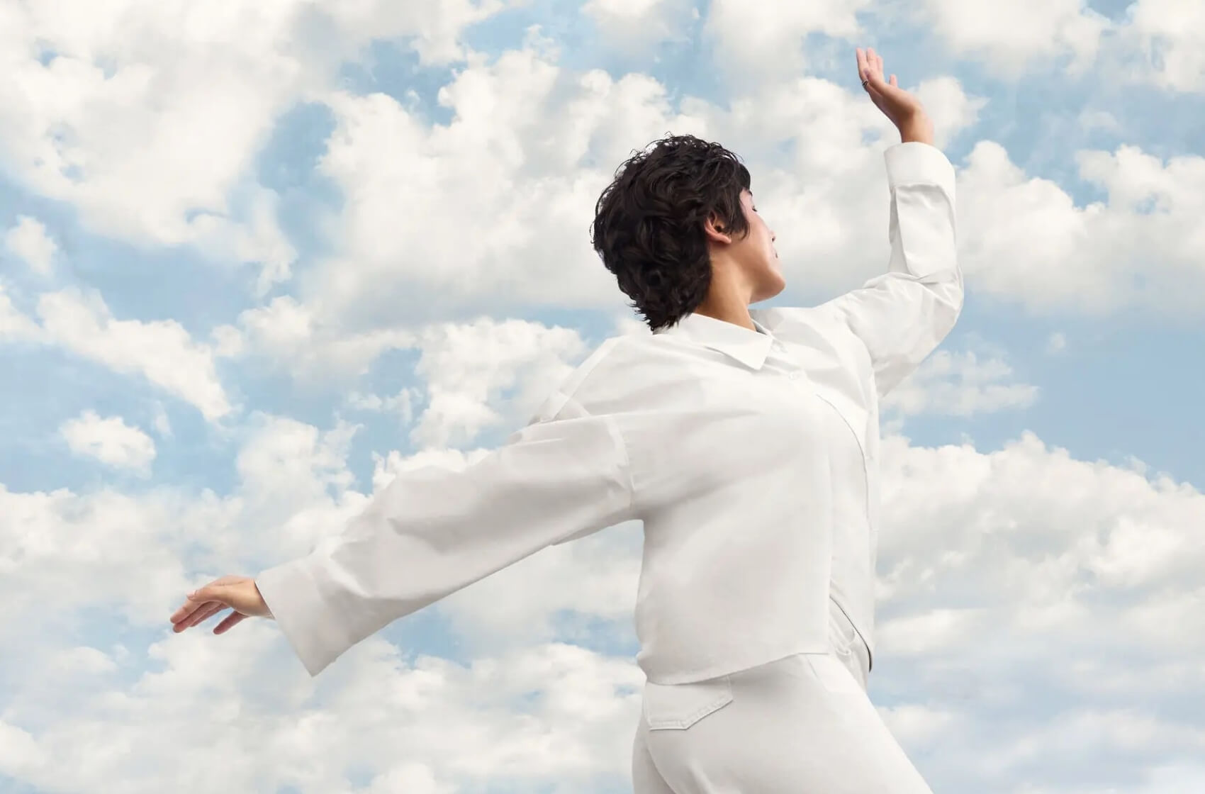 Pantone odhalilo barvu roku 2026. Prozradíme vám, jaká je i jak ji začlenit do interiéru