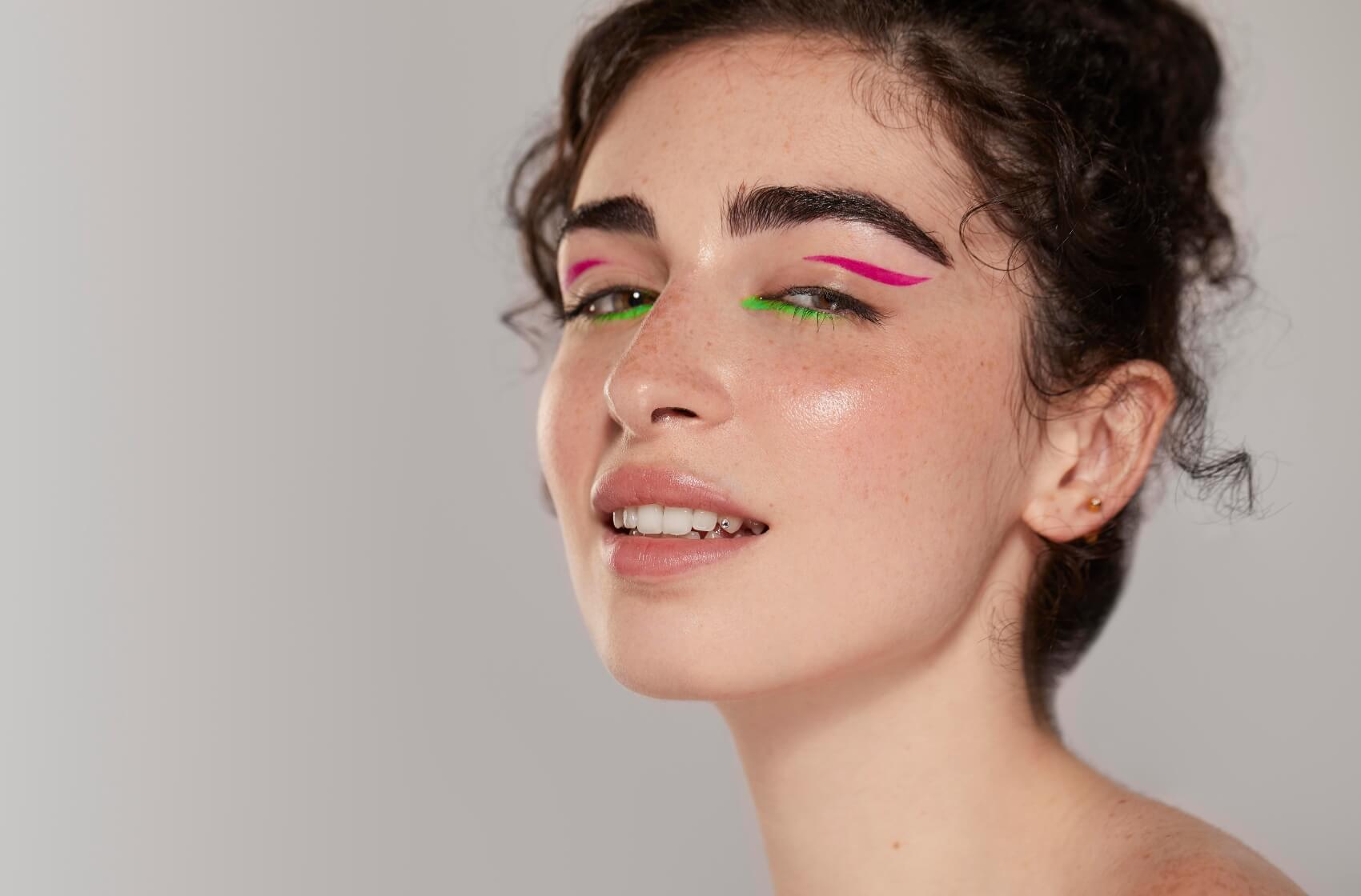 Nový beauty trend hlásá, že je na čase být opravdu sami sebou