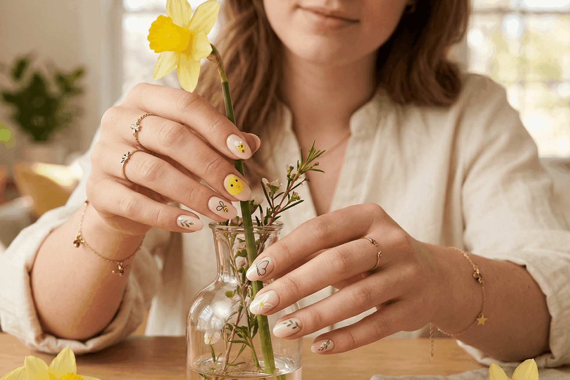 Velikonoční manikúra