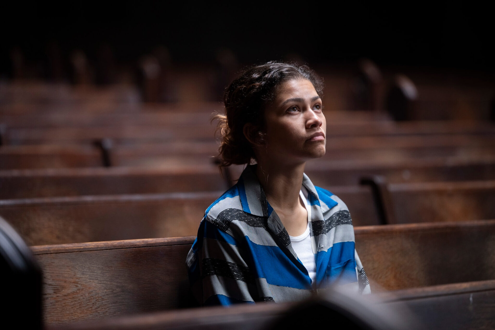 Zendaya jako Rue Bennett v seriálu Euphorie