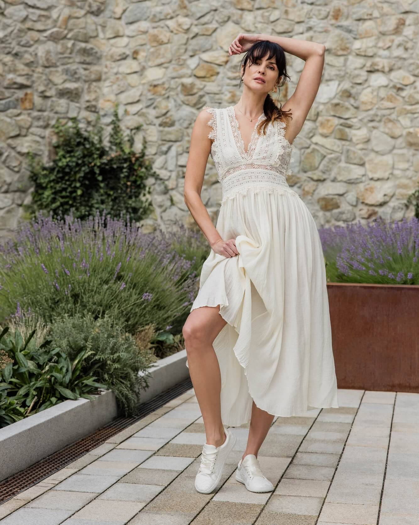 SHAPEN barefoot