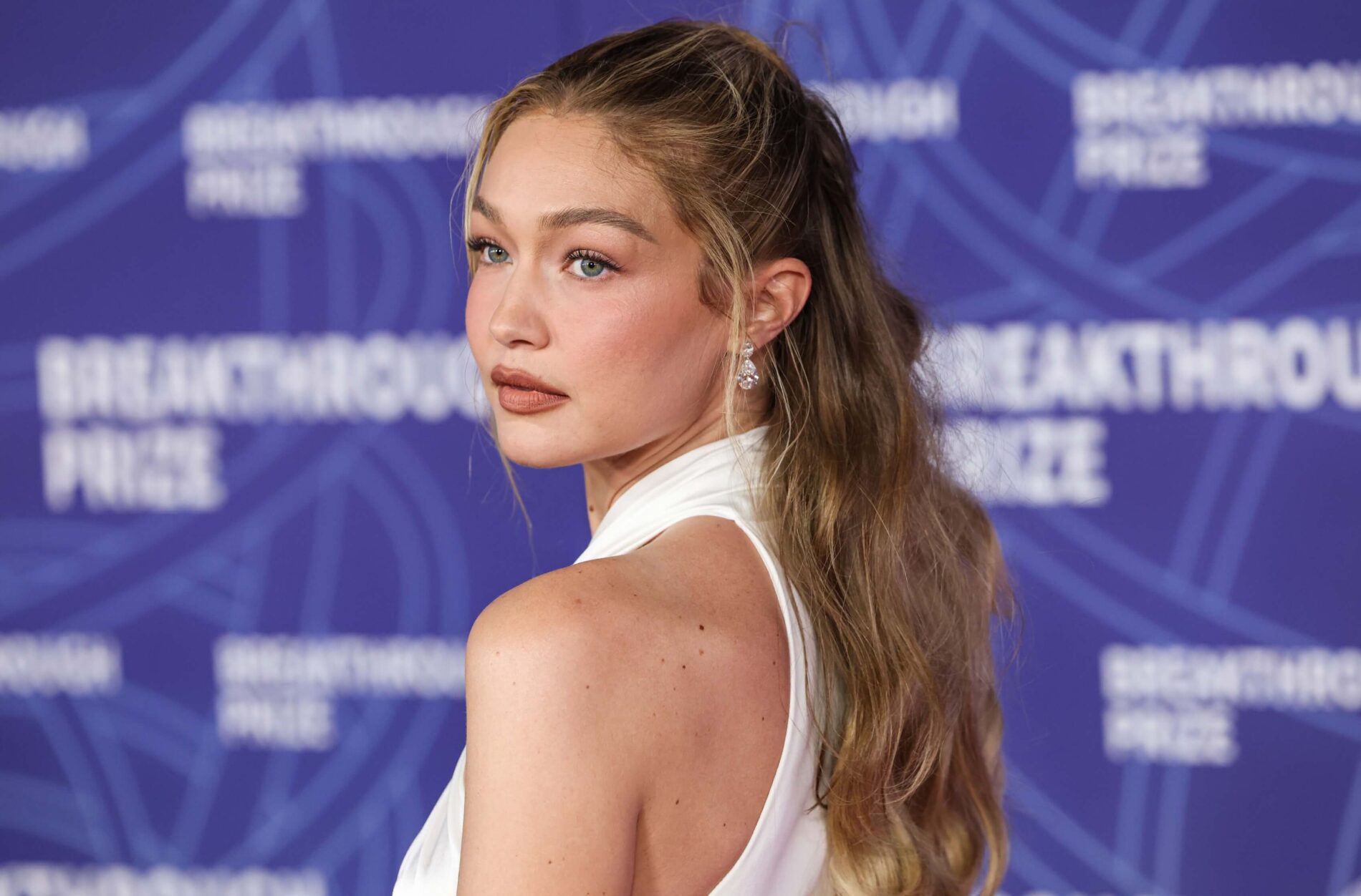 I vy můžete mít dlouhé vlasy jako celebrity: Kadeřník Gigi Hadid prozradil tajemství objemu a pohybu